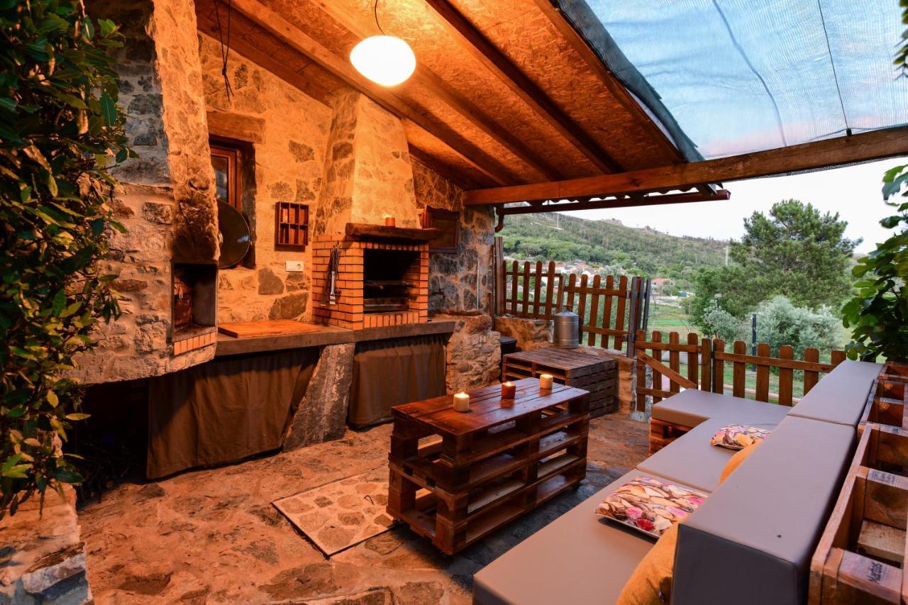 Vale Do Ninho Nature Houses Ferraria de Sao Joao ภายนอก รูปภาพ
